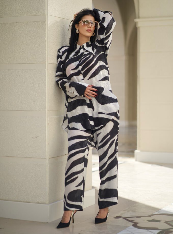 Casual Zebra Linen Set