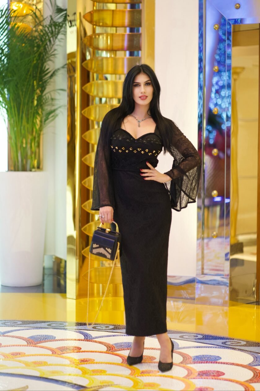 Black Widow Linen Dress - Figura 3