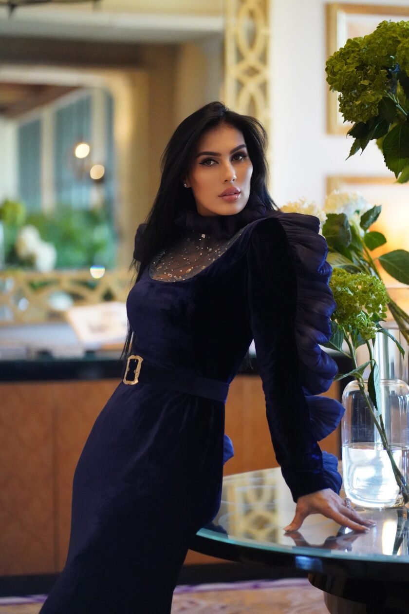 Blue Swan/ Velvet Dress - Figura 4