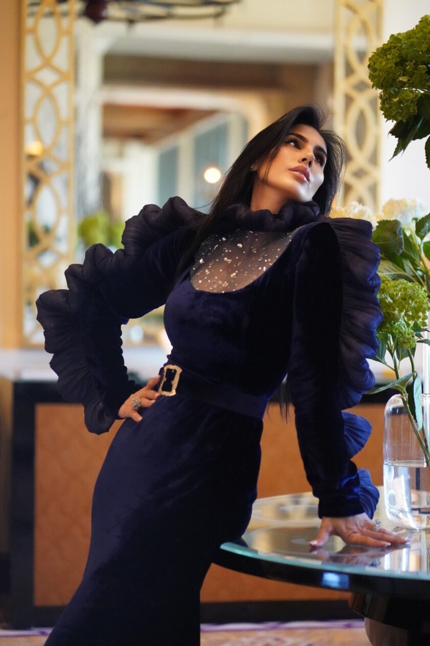 Blue Swan/ Velvet Dress - Figura 8