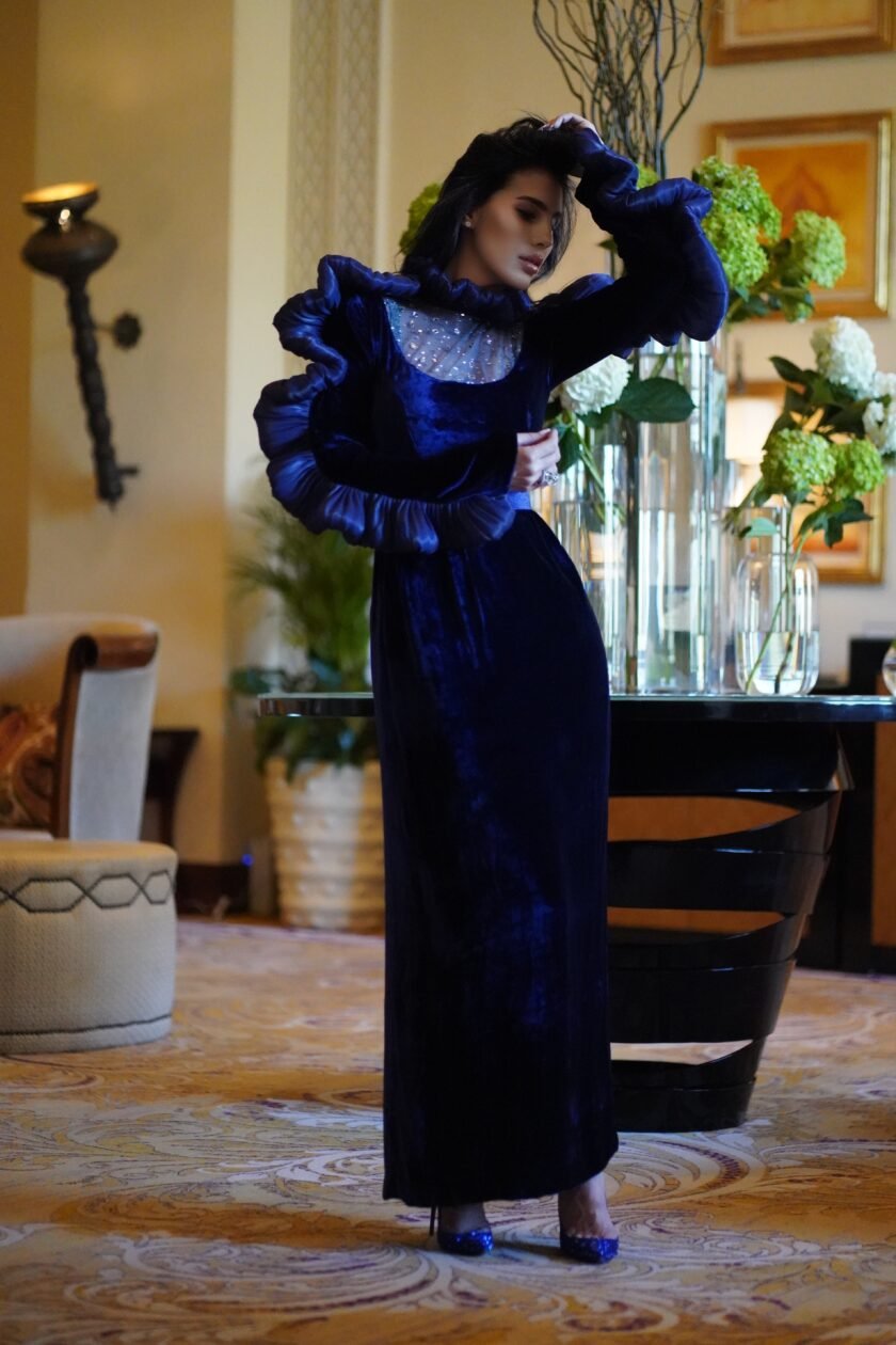 Blue Swan/ Velvet Dress - Figura 3