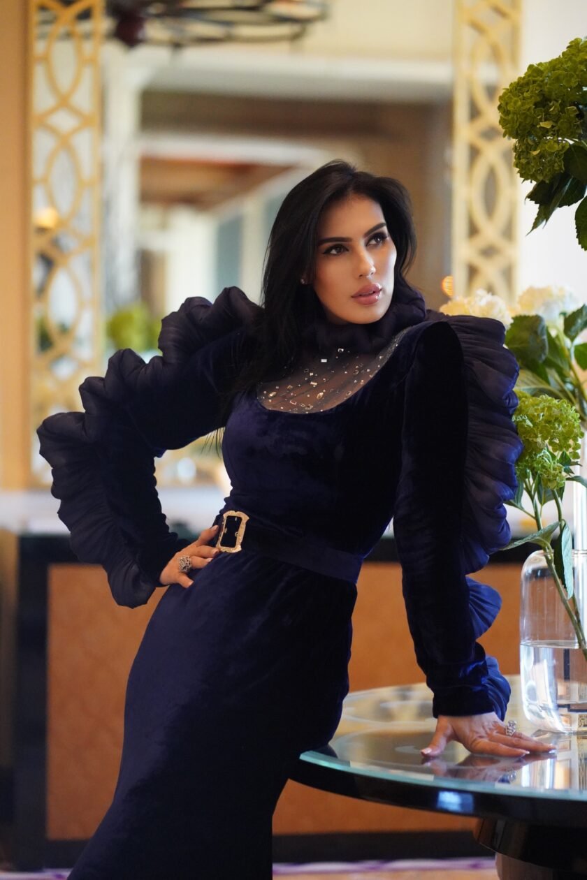 Blue Swan/ Velvet Dress - Figura 2