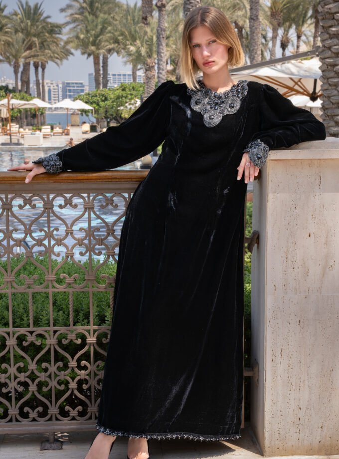 Velvet Éclat Dress